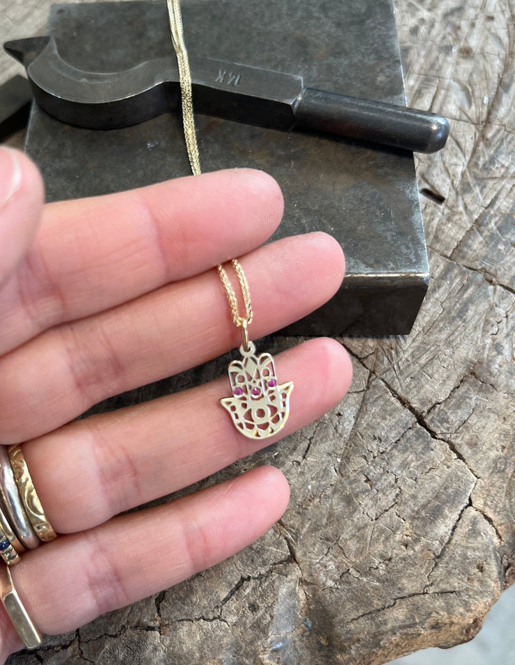 תליון חמסה משובץ זהב 14K